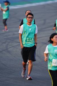 BIB: 51764, 522
                            <button type="button" onclick="openModal(10517069)" class="btn btn-primary btn-sm float-right btn-popup" data-toggle="modal" data-target=".modal-high-quality">
                        <i class="fas fa-shopping-cart"></i> Add to Cart
                    </button>
                                            <button type="button" onclick="isThisMe(10517069, true)" class="btn btn-success btn-sm float-right btn-popup btn-isme hidden" data-toggle="tooltip" data-placement="bottom" title="นี่คือรูปของคุณใช่ไหม คลิกที่นี่เพื่อเอาเข้าอัลบั้ม">
                        <i class="fas fa-plus"></i> Add to album
                    </button>
                    <button type="button" onclick="isThisMe(10517069, false)" class="btn btn-warning btn-sm float-right btn-popup btn-isnotme hidden">
                        <i class="fas fa-ban"></i> Remove from album
                    </button>